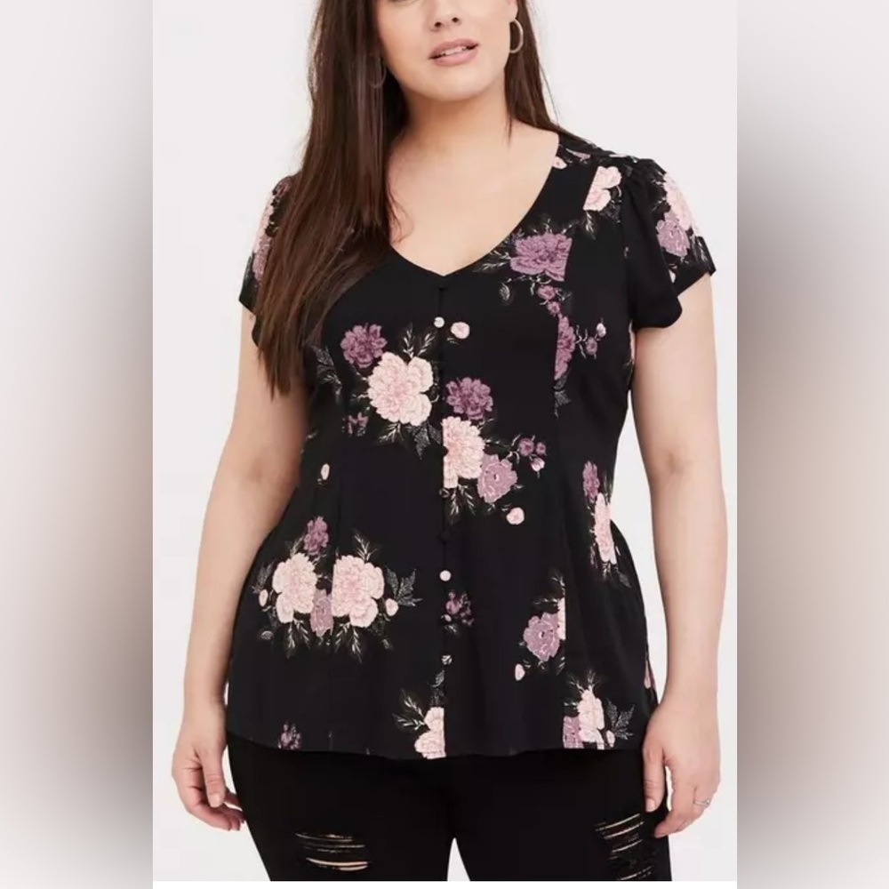 #38 torrid 0 Stretch Challis Lace-Up Back Top